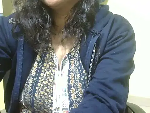 Your cutiepie  online show from 02-02-26, 05:55