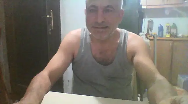 Snapshot of murat7888 chatting on 02-11-25, 11:01 murat7888 online show from 02-11-25, 11:01
