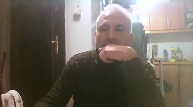 Snapshot of murat7888 chatting on 02-12-25, 02:10 murat7888 online show from 02-12-25, 02:10