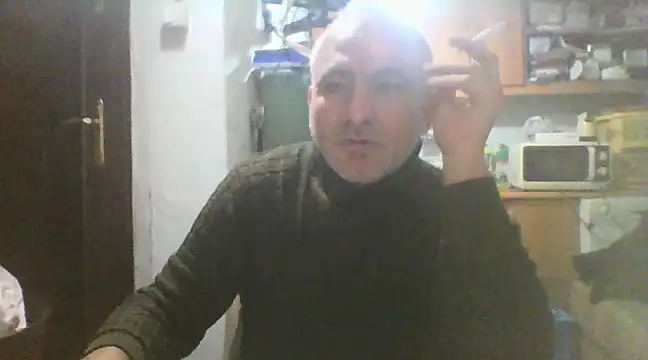 Snapshot of murat7888 chatting on 02-19-25, 07:39 murat7888 online show from 02-19-25, 07:39