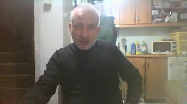 Snapshot of murat7888 chatting on 03-08-25, 08:55 murat7888 online show from 03-08-25, 08:55