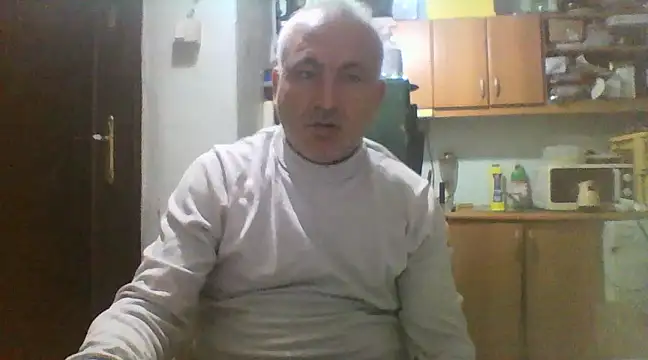 Snapshot of murat7888 chatting on 03-12-25, 07:02 murat7888 online show from 03-12-25, 07:02