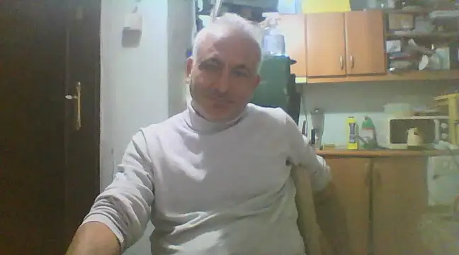 Snapshot of murat7888 chatting on 03-12-25, 10:05 murat7888 online show from 03-12-25, 10:05