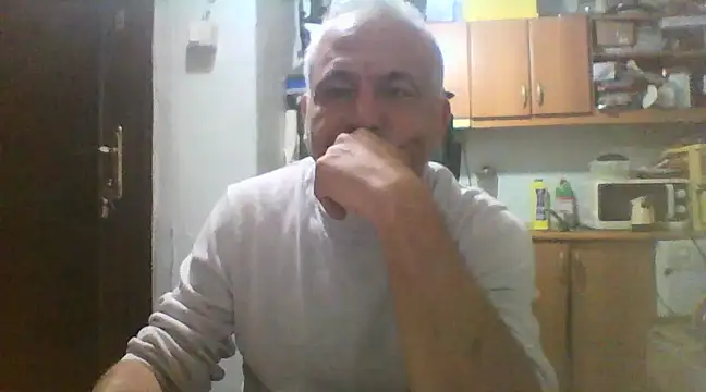 Snapshot of murat7888 chatting on 03-12-25, 01:08 murat7888 online show from 03-12-25, 01:08