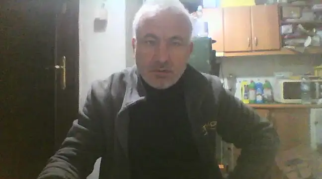 Snapshot of murat7888 chatting on 03-18-25, 03:53 murat7888 online show from 03-18-25, 03:53