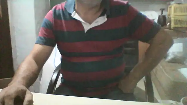 Snapshot of murat7888 chatting on 10-07-25, 04:53 murat7888 online show from 10-07-25, 04:53