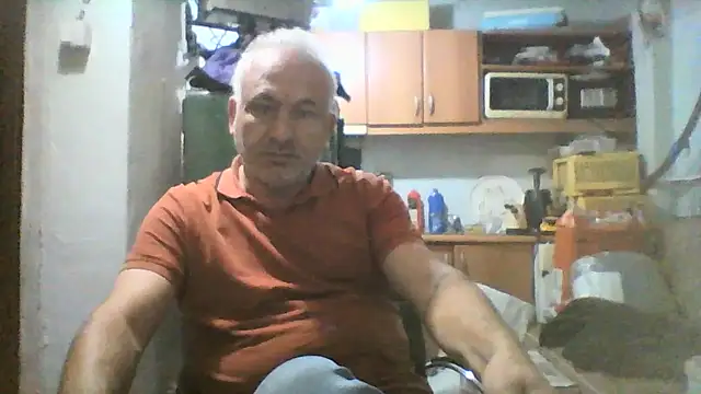 Snapshot of murat7888 chatting on 10-15-25, 06:24 murat7888 online show from 10-15-25, 06:24