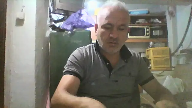 Snapshot of murat7888 chatting on 10-21-25, 09:43 murat7888 online show from 10-21-25, 09:43