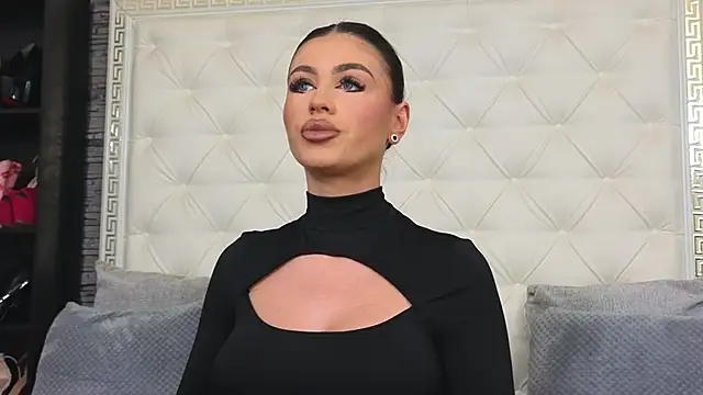 Snapshot of EliteDomina chatting on 11-26-25, 07:31 EliteDomina online show from 11-26-25, 07:31