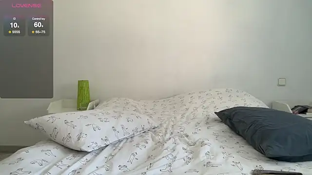 xdaisyhansen online show from 02-25-25, 11:08