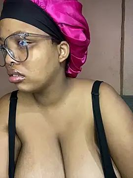 Snapshot of NonoGotBoobies chatting on 03-15-25, 05:30 NonoGotBoobies online show from 03-15-25, 05:30