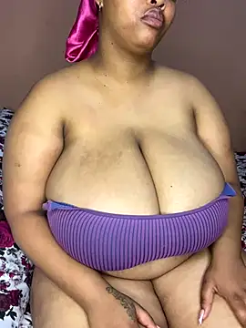 Snapshot of NonoGotBoobies chatting on 10-19-25, 12:22 NonoGotBoobies online show from 10-19-25, 12:22