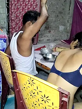 Snapshot of ritubhabi440 chatting on 09-11-25, 04:07 ritubhabi440 online show from 09-11-25, 04:07