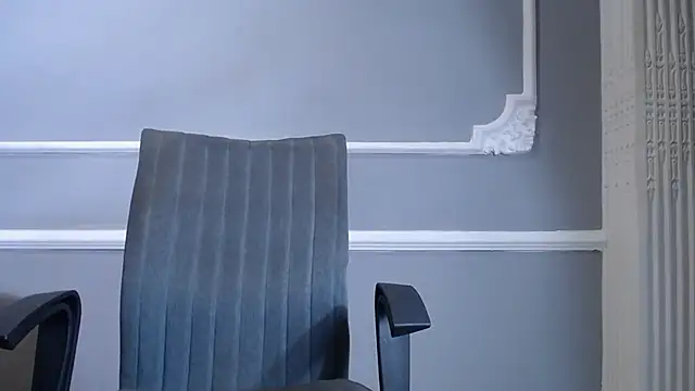 Snapshot of LiamRivers_ chatting on 11-14-25, 12:15 LiamRivers online show from 11-14-25, 12:15