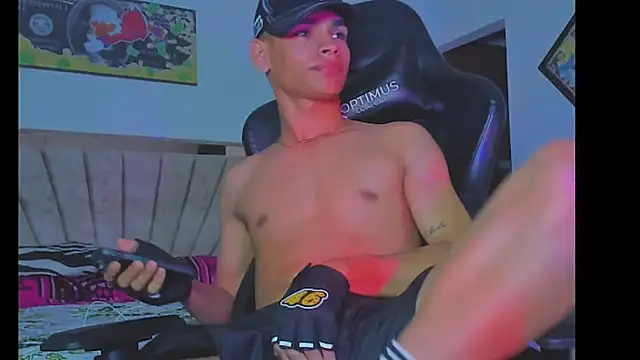 Snapshot of stitchs_smith chatting on 02-05-25, 09:50 stitchs smith online show from 02-05-25, 09:50