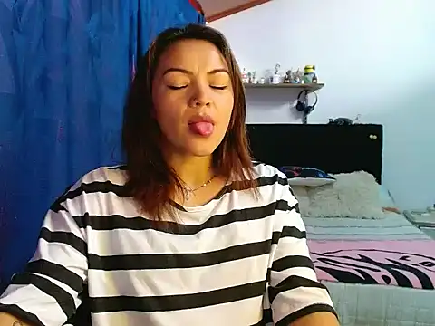 PenelopeMist online show from 03-12-25, 09:24