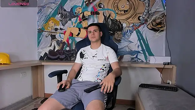 Snapshot of Sebastian_Phoenix chatting on 03-04-25, 03:22 Sebastian Phoenix online show from 03-04-25, 03:22