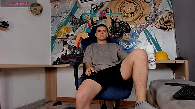 Snapshot of Sebastian_Phoenix chatting on 03-07-25, 02:57 Sebastian Phoenix online show from 03-07-25, 02:57