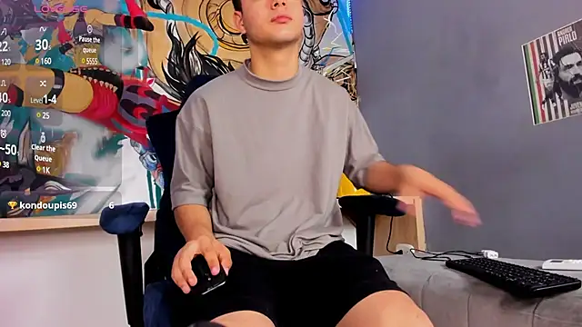 Snapshot of Sebastian_Phoenix chatting on 03-08-25, 03:17 Sebastian Phoenix online show from 03-08-25, 03:17