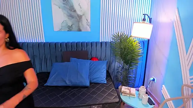 Snapshot of scarlet_edwars chatting on 02-22-25, 01:22 scarlet edwars online show from 02-22-25, 01:22