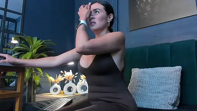 Snapshot of scarlet_edwars chatting on 09-10-25, 08:53 scarlet edwars online show from 09-10-25, 08:53