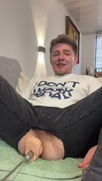 Angel Montiell online show from 11-12-25, 08:30