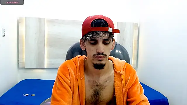 Snapshot of Dirty_Kingg chatting on 02-21-25, 09:00 Dirty Kingg online show from 02-21-25, 09:00