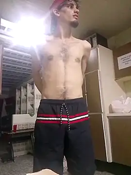 Snapshot of Dirty_Kingg chatting on 02-25-25, 08:58 Dirty Kingg online show from 02-25-25, 08:58