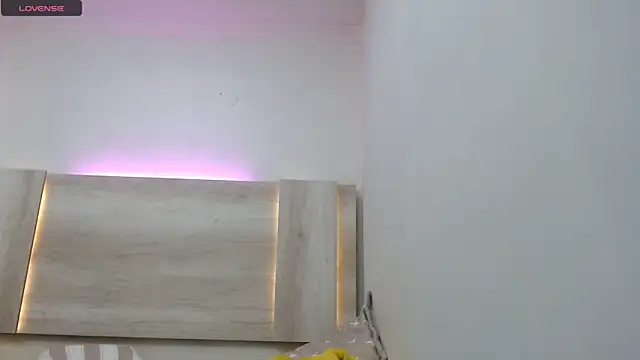 Snapshot of Dirty_Kingg chatting on 03-21-25, 10:28 Dirty Kingg online show from 03-21-25, 10:28