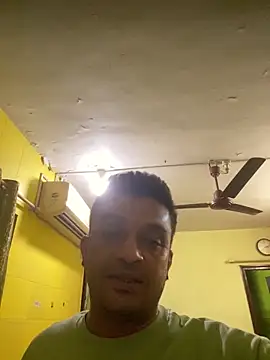 Snapshot of crazyfreaking chatting on 02-09-25, 09:39 crazyfreaking online show from 02-09-25, 09:39