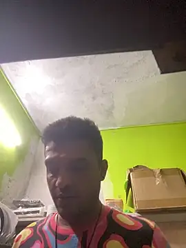 Snapshot of crazyfreaking chatting on 02-10-25, 06:24 crazyfreaking online show from 02-10-25, 06:24