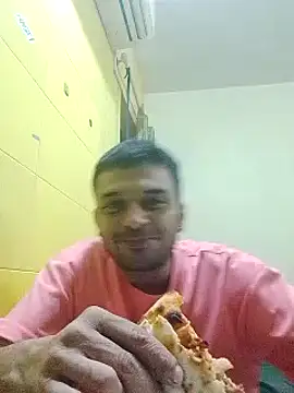 Snapshot of crazyfreaking chatting on 02-14-25, 06:51 crazyfreaking online show from 02-14-25, 06:51