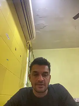 Snapshot of crazyfreaking chatting on 02-16-25, 10:43 crazyfreaking online show from 02-16-25, 10:43