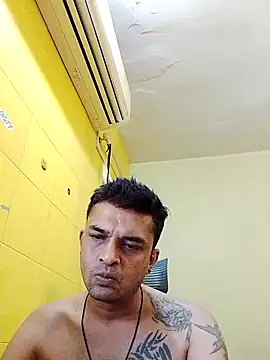 Snapshot of crazyfreaking chatting on 03-09-25, 08:18 crazyfreaking online show from 03-09-25, 08:18