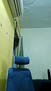 Snapshot of crazyfreaking chatting on 03-17-25, 06:42 crazyfreaking online show from 03-17-25, 06:42