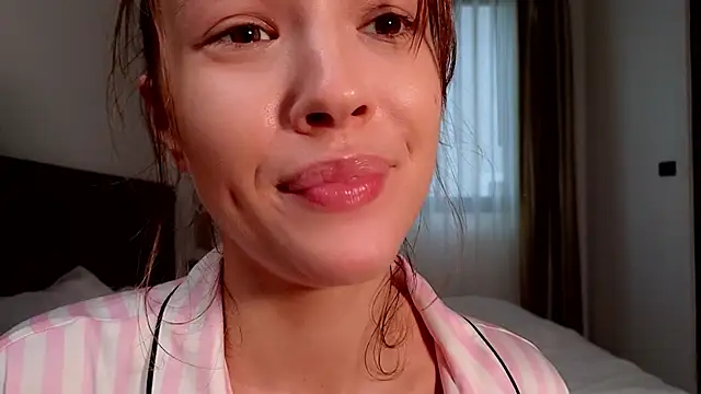 DemiDee online show from 10-29-25, 10:06