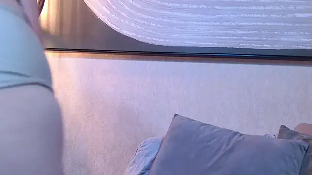 Snapshot of lissa_palmer chatting on 11-17-25, 03:23 lissa palmer online show from 11-17-25, 03:23