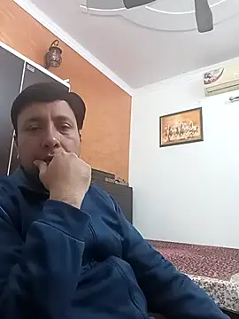 innocentboy1987 online show from 02-28-25, 03:48