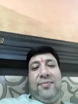 innocentboy1987 online show from 09-30-25, 09:36