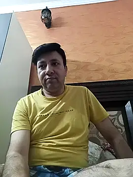 Snapshot of innocentboy1987 chatting on 06-02-26, 05:20 innocentboy1987 online show from 06-02-26, 05:20