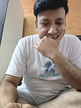 Snapshot of innocentboy1987 chatting on 06-27-26, 04:12 innocentboy1987 online show from 06-27-26, 04:12