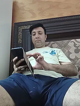 Snapshot of innocentboy1987 chatting on 06-30-26, 08:48 innocentboy1987 online show from 06-30-26, 08:48