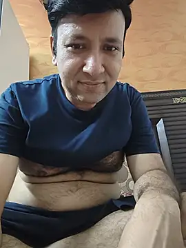 Snapshot of innocentboy1987 chatting on 07-17-26, 04:23 innocentboy1987 online show from 07-17-26, 04:23