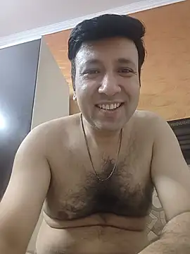 Snapshot of innocentboy1987 chatting on 08-02-26, 04:27 innocentboy1987 online show from 08-02-26, 04:27