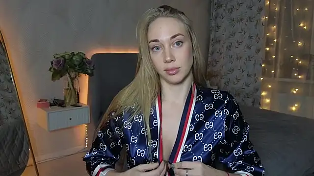 Engel 13 online show from 12-15-25, 04:44