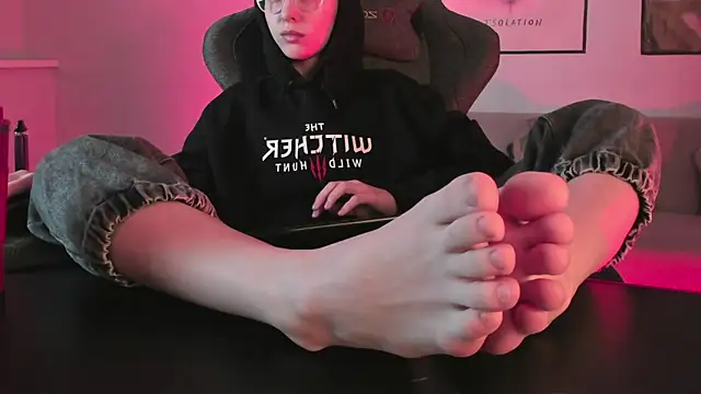 PhilippaAdamas online show from 03-01-25, 02:26