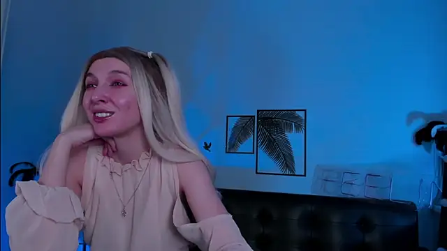 PhilippaAdamas online show from 03-13-25, 05:43