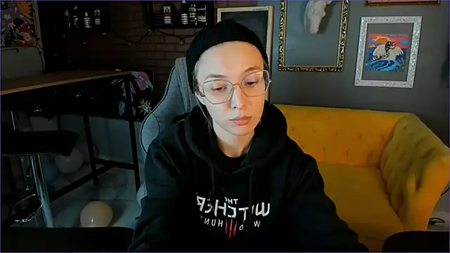 PhilippaAdamas online show from 09-18-25, 12:01