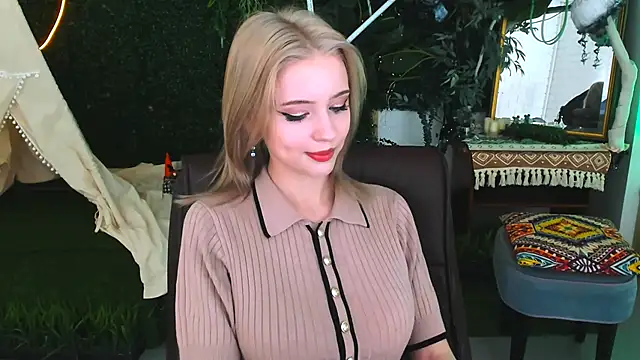 LeonaStane online show from 12-03-25, 05:55