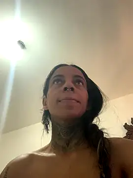 Snapshot of casalshowtime2 chatting on 11-07-25, 12:27 casalshowtime2 online show from 11-07-25, 12:27